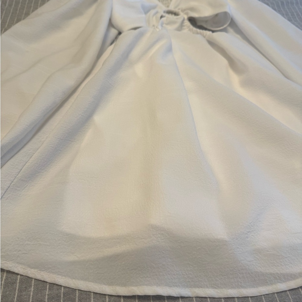 DIVIDED H&M Cutout Mini Dress White Size S EUC - Picture 8 of 13